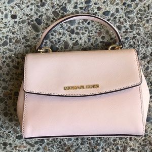 Michael Kors Crossbody Bag